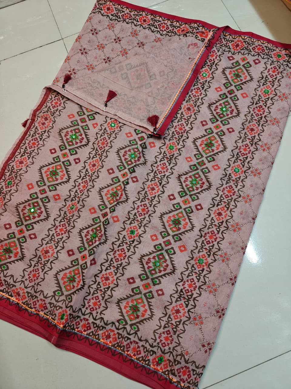 Premium Boutique Silk Saree | Magenta Floral Mix Design | Hand Embroidered | Matching Blouse Piece