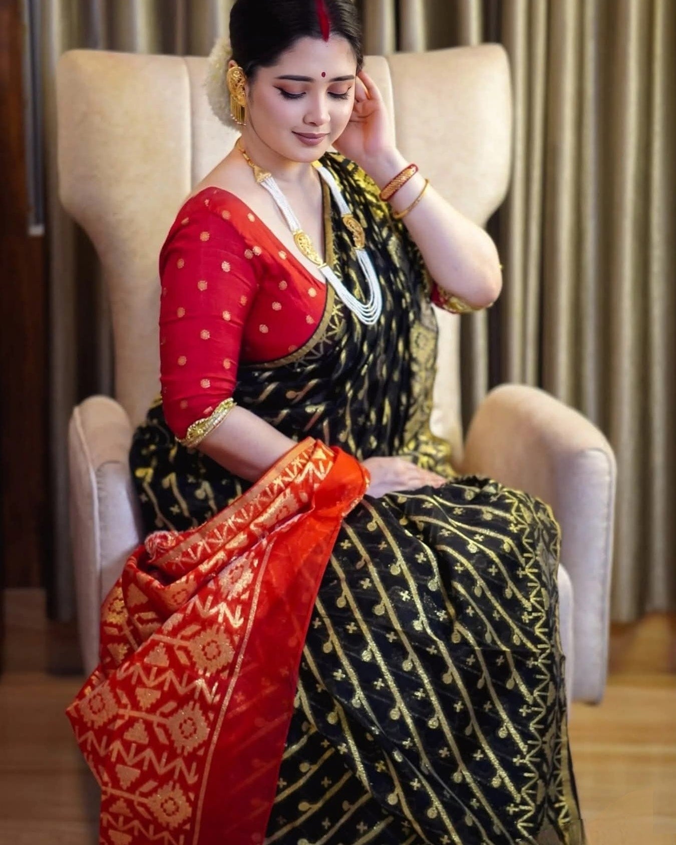Exquisite Swarnachuri Jamdani Saree – Authentic 12.5 Cubit (Haat) Traditional Weave